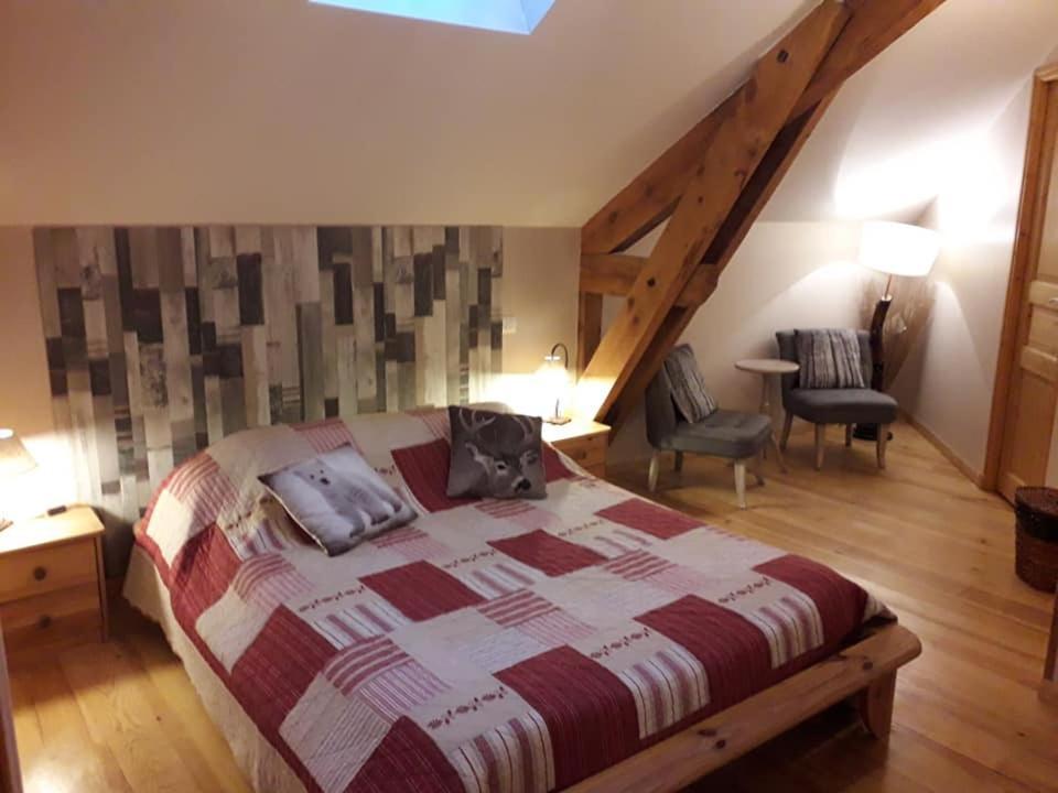 La Pierre Trouee Chambre D'Hotes Châteauneuf-de-Randon Eksteriør bilde