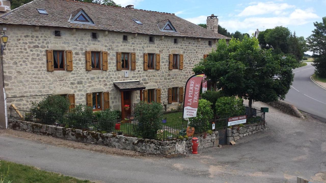 La Pierre Trouee Chambre D'Hotes Châteauneuf-de-Randon Eksteriør bilde