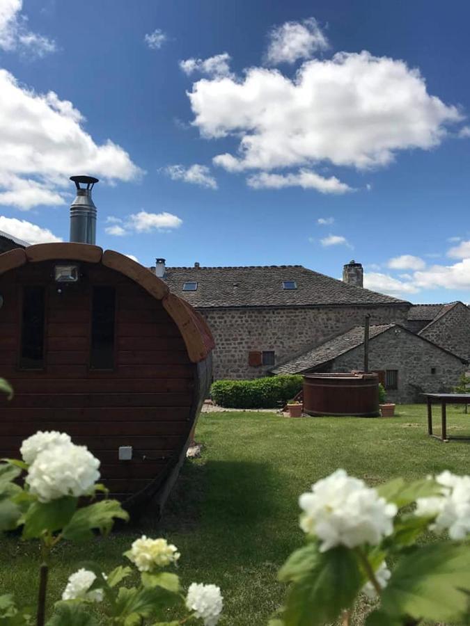 La Pierre Trouee Chambre D'Hotes Châteauneuf-de-Randon Eksteriør bilde