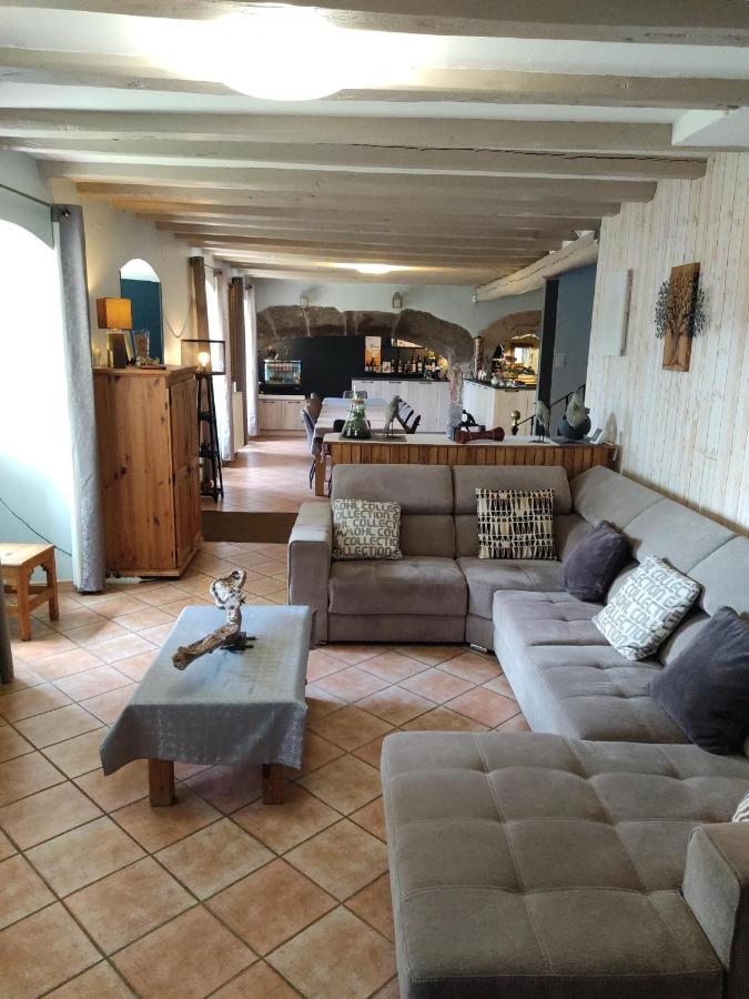 La Pierre Trouee Chambre D'Hotes Châteauneuf-de-Randon Eksteriør bilde